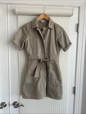 French Connection Short-Sleeve Tie-Waist Utility Jacket in Taupe